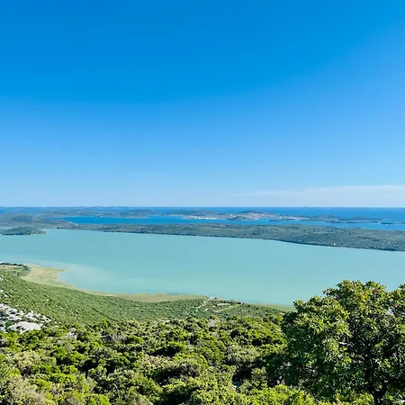 Vitus Croatia Drage